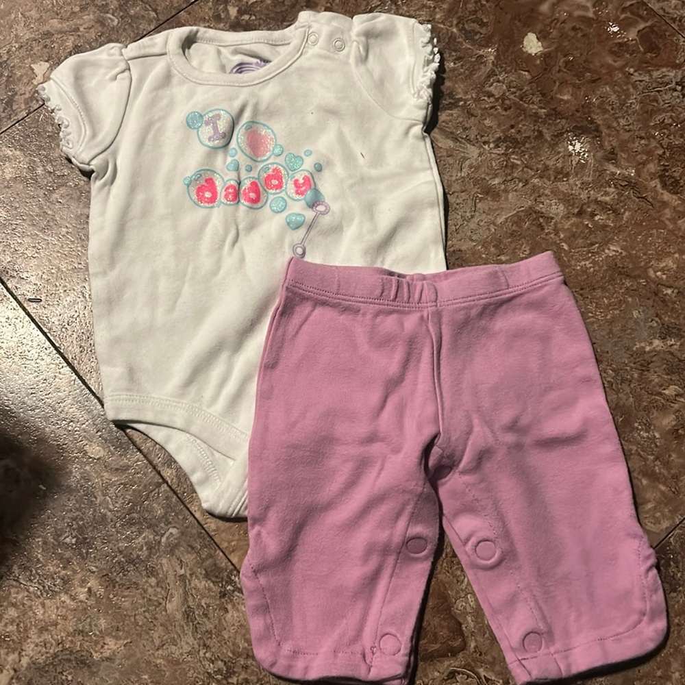 Newborn outfit